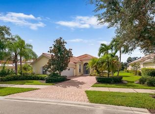 5048 Jarvis Ln, Naples, FL 34119