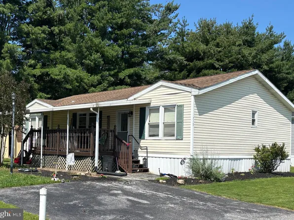 715 Laura Ln, York, PA 17402