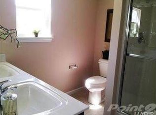 3050 Ems Glen Ln, Arnold, MO 63010