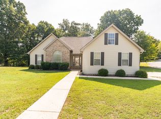 6520 Sawtooth Dr, Ooltewah, TN 37363