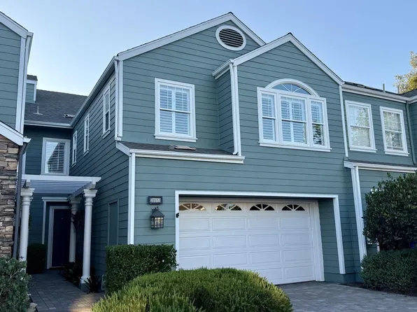 4788 Beachwood Ct, Carlsbad, CA 92008