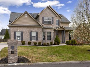 5366 Summer Rose Blvd, Knoxville, TN 37918