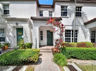 16845 SW 95th St, Miami, FL 33196