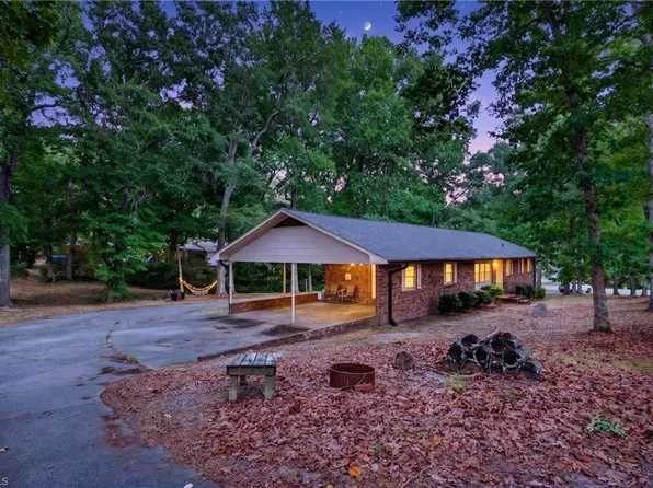 5325 Audrey Rd, Greensboro, NC 27406