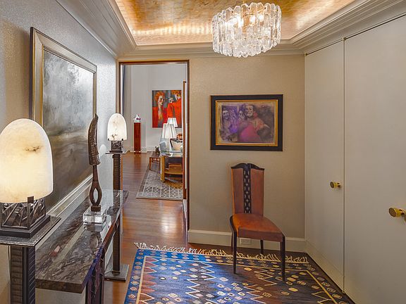 5th image of 1 W 67th St #606/607