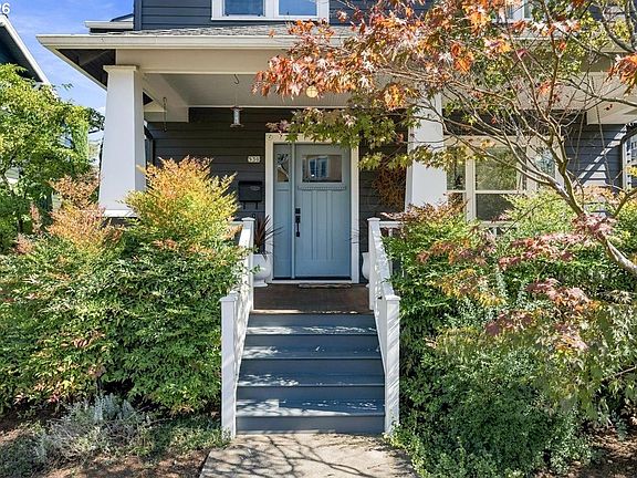 2nd image of 530 SE 70th Ave
