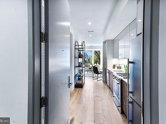 3rd image of 4804 Georgia Ave NW #303