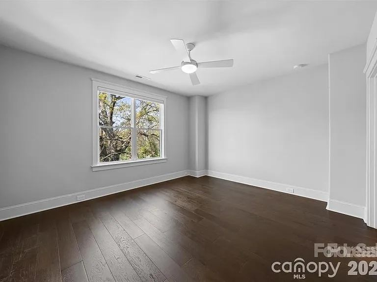 622 Mattie Rose Ln — Photo 28