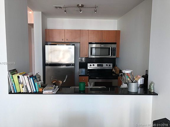 5th image of 2200 NE 4th Ave APT 905