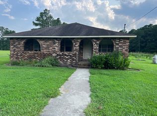 2073 United Dr, Huger, SC 29450