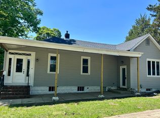 405 Lake Ave, Glendora, NJ 08029