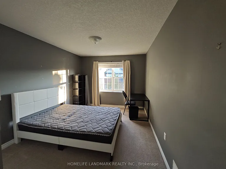 370 Sauve Cres — Photo 10