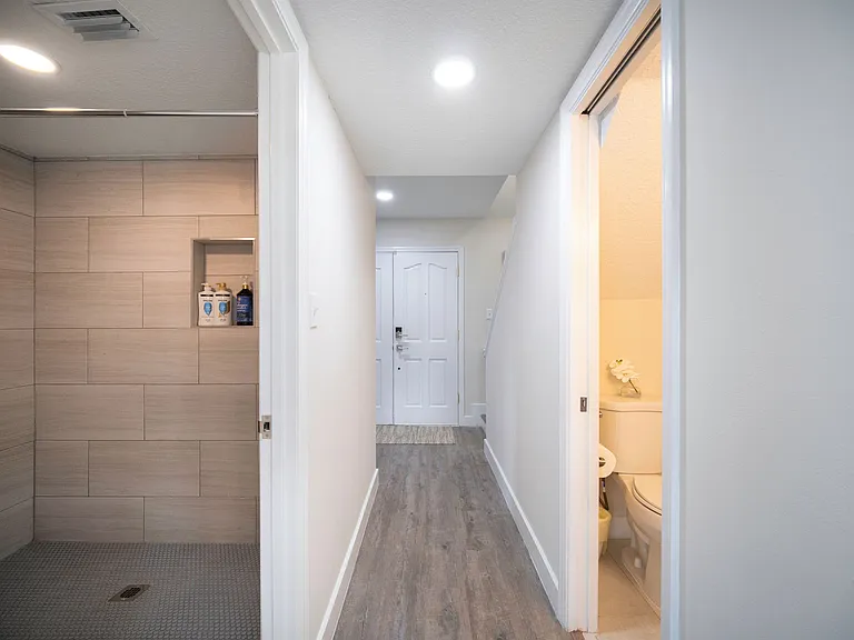 Winterhawk Dr — Photo 65