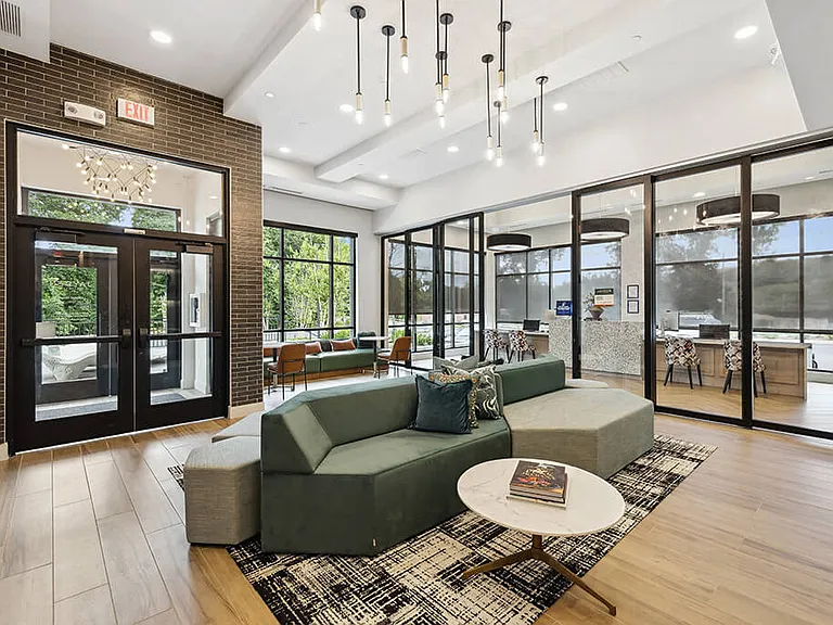 Jayden Apartments — Photo 12