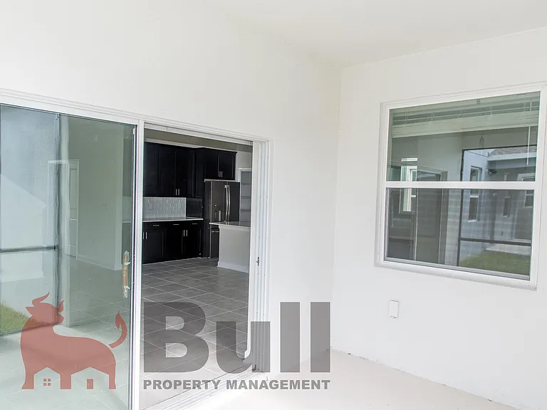 7518 Summerlake Groves St — Photo 24
