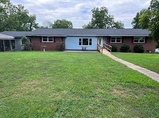 2304 Secession Street Ext, Abbeville, SC 29620