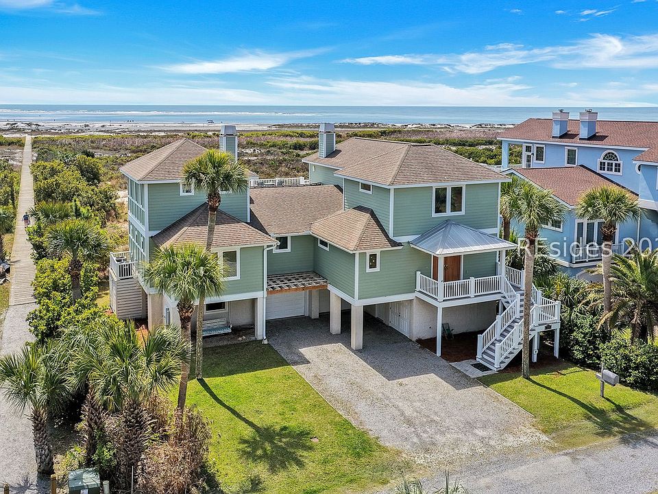 1st image of 725 Sea Dragon Ln