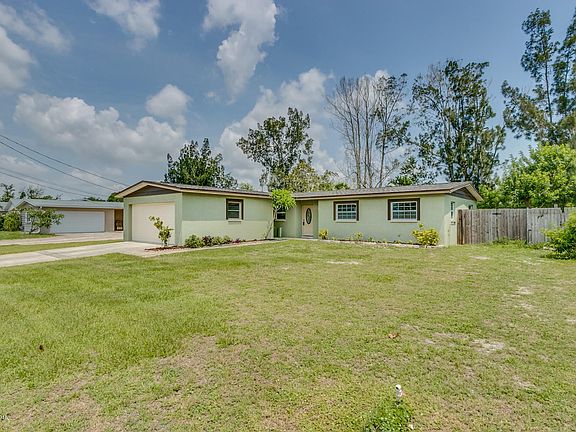 2nd image of 180 Becora Ave