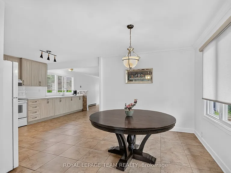 53 Fieldrow St — Photo 18