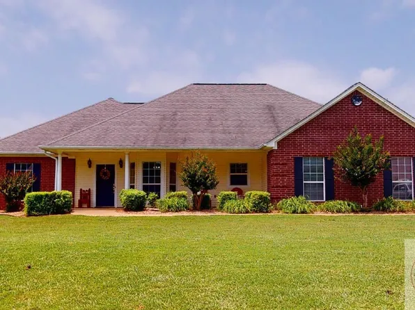 315 Tyler St, Maud, TX 75567