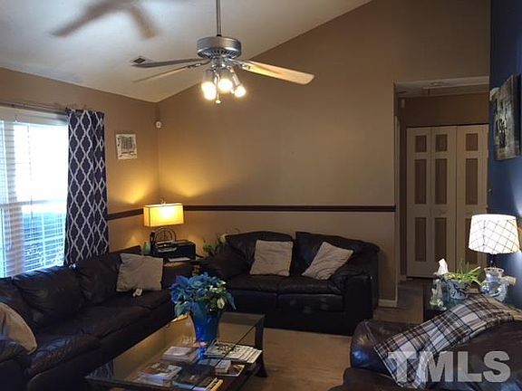 4th image of 3216 Nantuckett Ave
