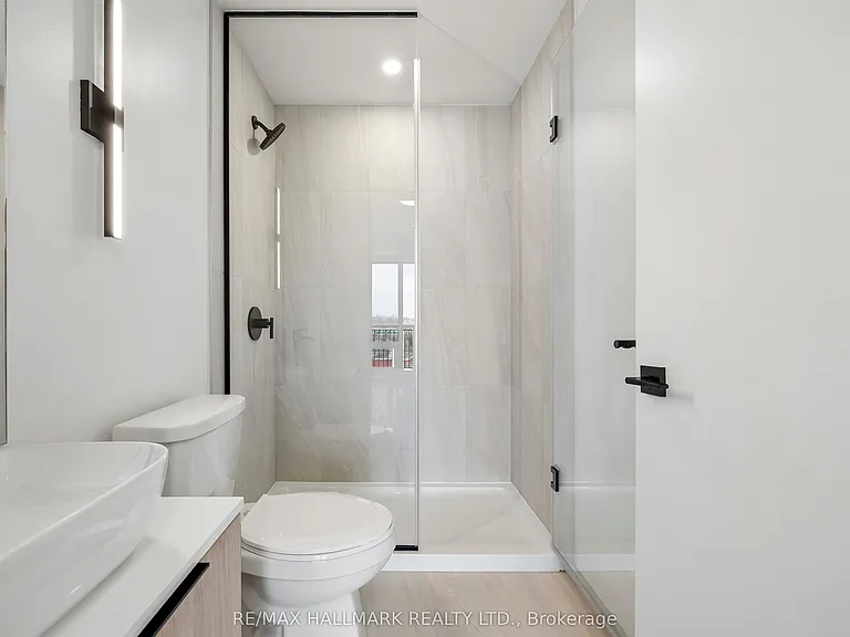 1185 Dupont St #515 — Photo 15
