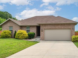 3280 E Bradford St, Republic, MO 65738