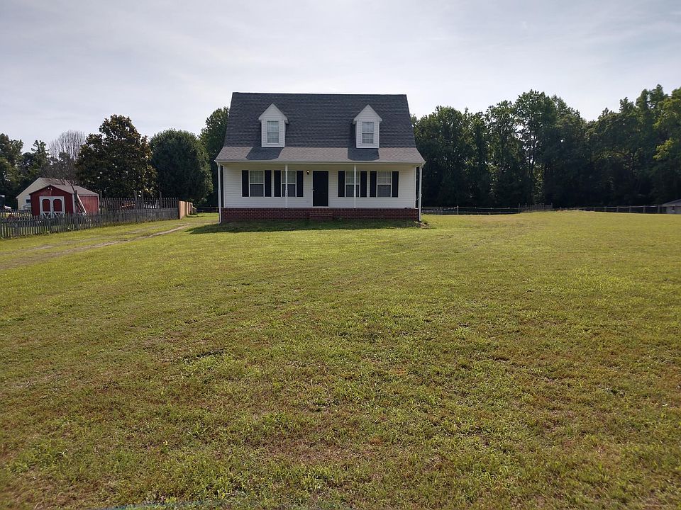 Beautiful 3 bedroom 2 bath home