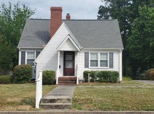 625 N Brunswick Ave, South Hill, VA 23970
