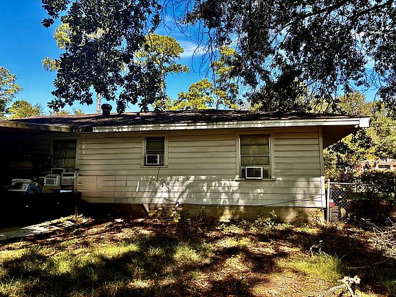 3rd image of 1514 Eleanor St