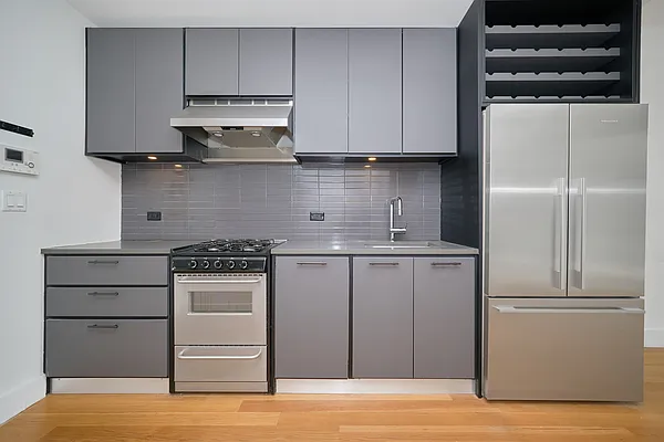 Rented by Living New York | media 2