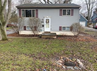 1244 Lilac Ave, East Lansing, MI 48823