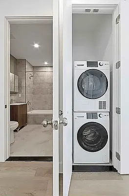 Laundry, photo 1