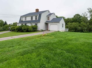 5 Senter Cove Rd #R, Derry, NH 03038