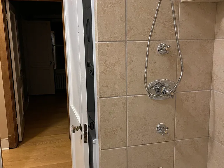 Main bathroom