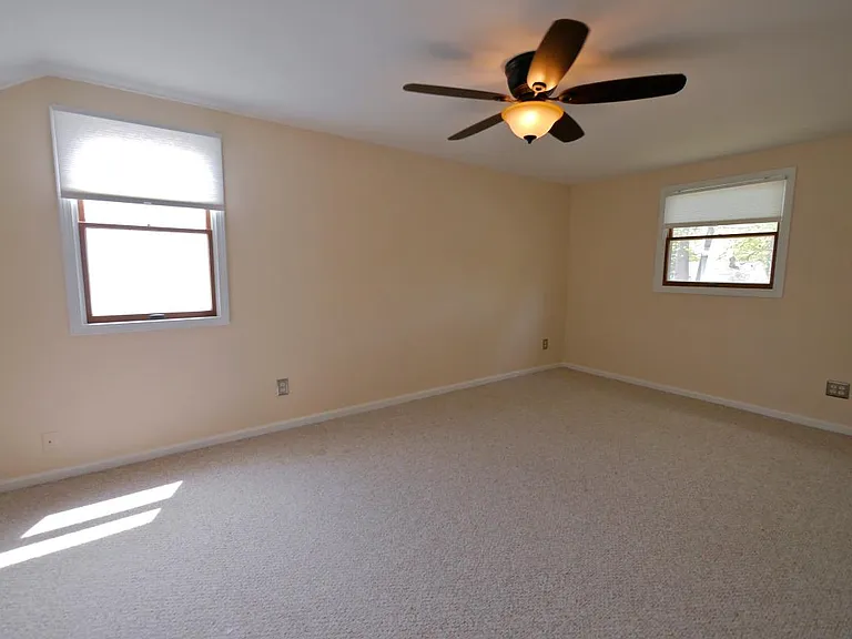 602 Huntmere Dr — Photo 13