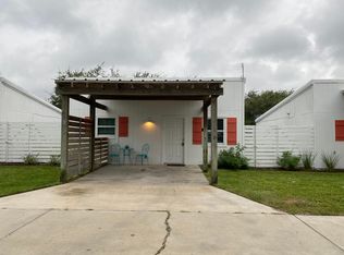 814 Airport Rd UNIT C, Rockport, TX 78382