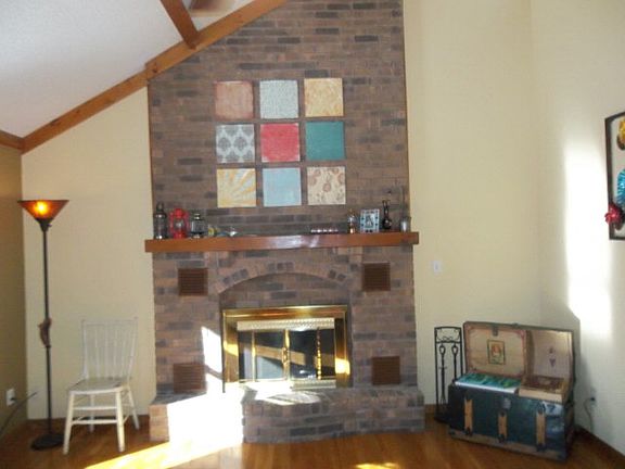 3rd image of 4880 Woodhaven Dr