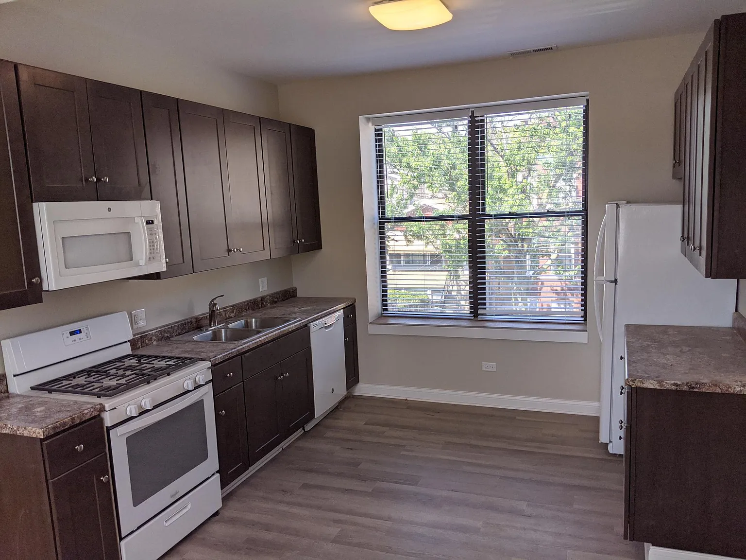 1 bed, 525 sqft, $1,275 — Photo 2