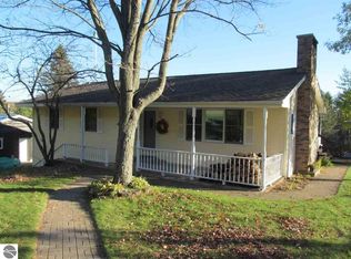 7290 E 50th Rd, Cadillac, MI 49601