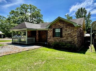 309 College St, Carthage, MS 39051