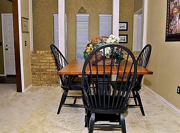 5th image of 2312 Bengal Ln