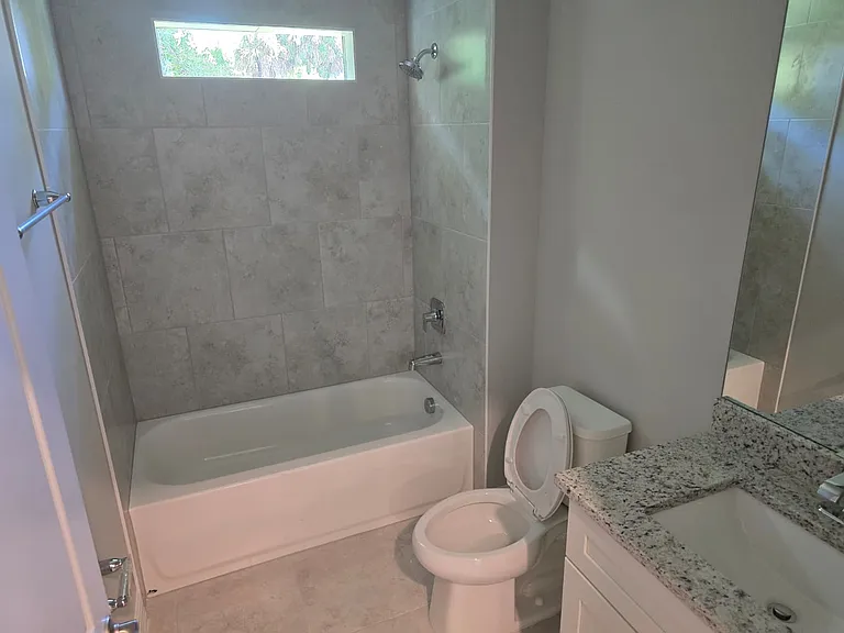 2857 Shady Ave — Photo 10