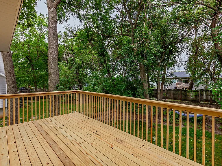 14440 Briarwood Ln — Photo 32