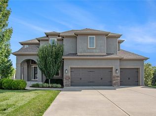 1017 SE Scarlet Ct, Blue Springs, MO 64014
