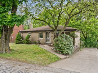 943 Rita Dr, Pittsburgh, PA 15221