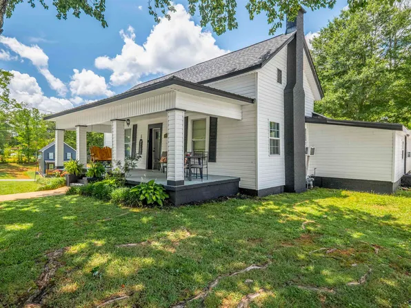 448 Almon St, Heflin, AL 36264