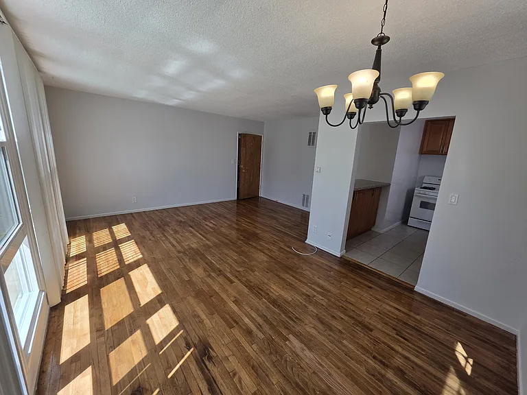 1732 N Harvard Blvd #106 — Photo 20