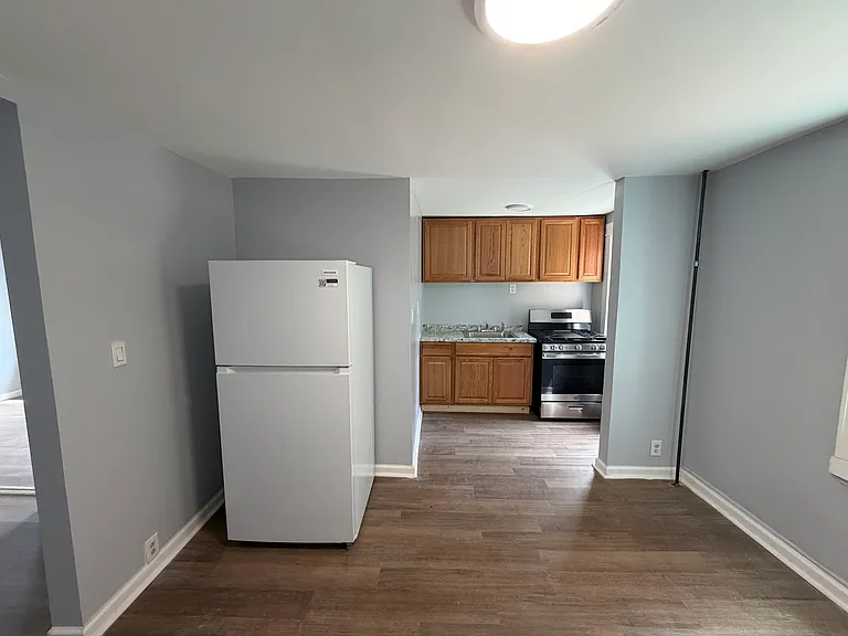 6 Evans St #1 — Photo 7