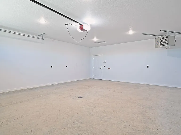 1495 Oxbow Dr — Photo 55
